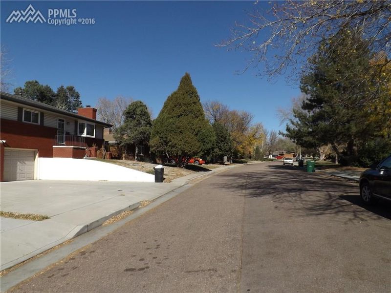 2003 Devon St, Colorado Springs, CO 80909