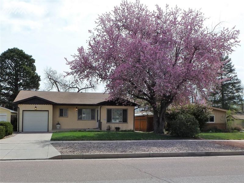 2003 N Wahsatch Ave, Colorado Springs, CO 80907