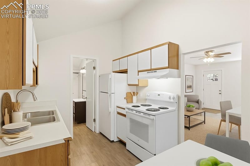 2004 Oak Way, Colorado Springs, CO 80906