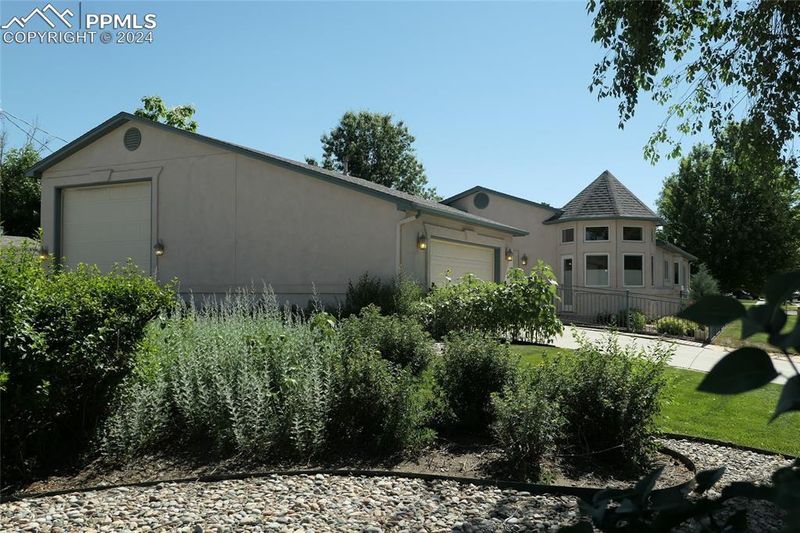 2004 N Wahsatch Ave, Colorado Springs, CO 80907