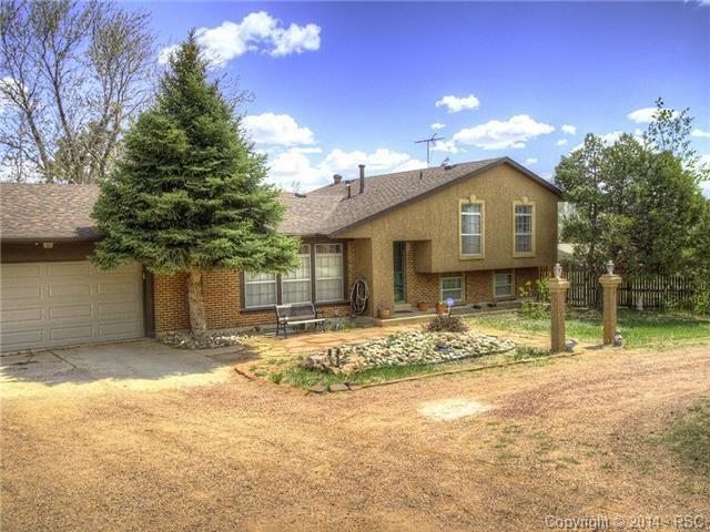 2005 Broken Circle Rd, Colorado Springs, CO 80915