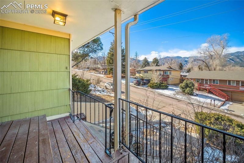 2005 Mount Washington Ave, Colorado Springs, CO 80906