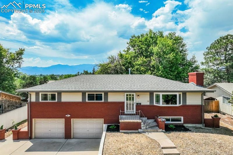 2006 Devon St, Colorado Springs, CO 80909