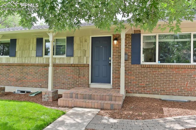 2006 Wold Ave, Colorado Springs, CO 80909