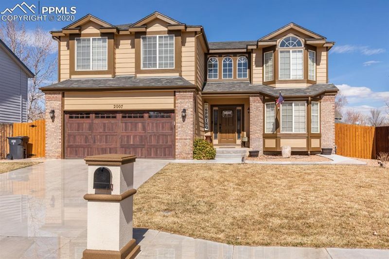 2007 Settlers Dr, Pueblo, CO 81008