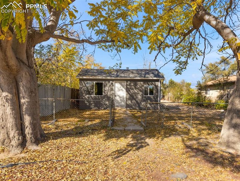2009 E 13th St, Pueblo, CO 81001