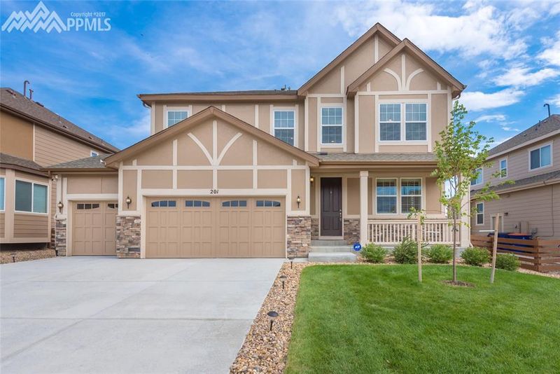201 Sunbeam Ct, Denver, CO 80516