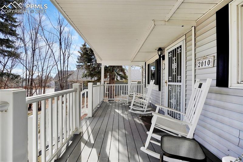 2010 N Chestnut St, Colorado Springs, CO 80907