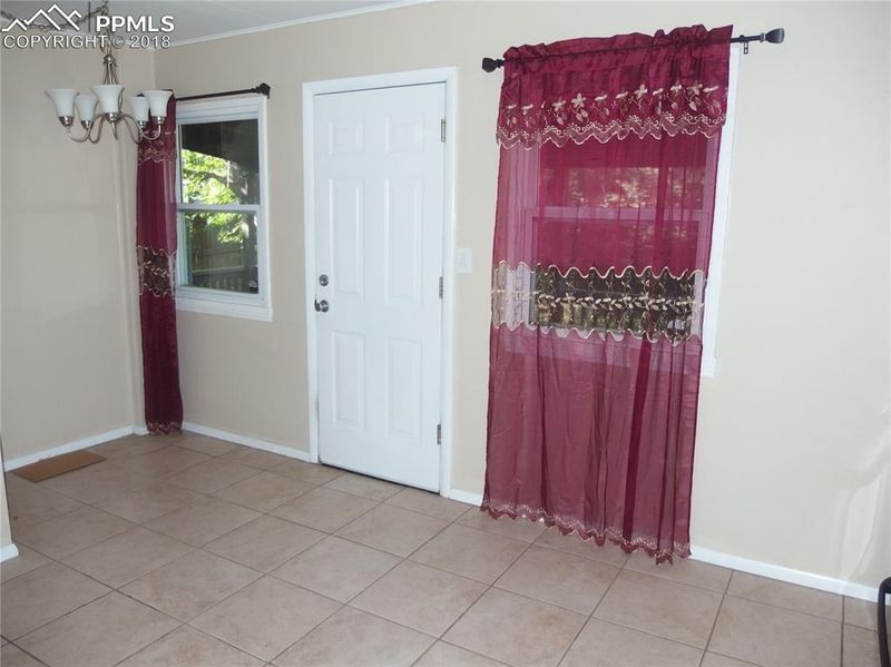 2011 S Corona Ave, Colorado Springs, CO 80905