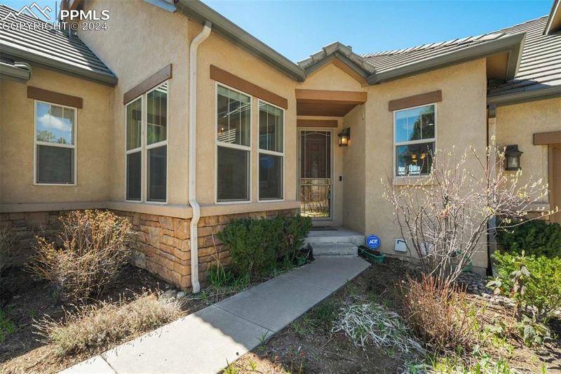 2012 Pine Mesa Grv #E, Colorado Springs, CO 80918