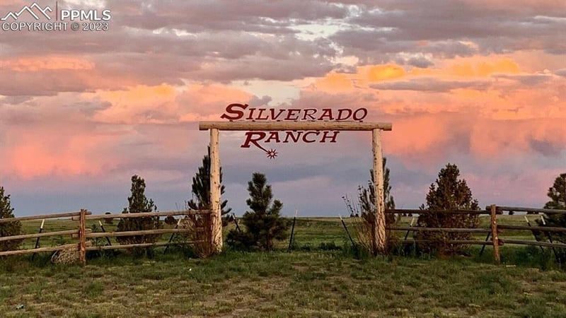 20153 Silverado Hill Loop, Colorado Springs, CO 80928