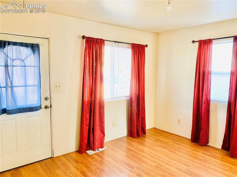 2016 E 6th St, Pueblo, CO 81001