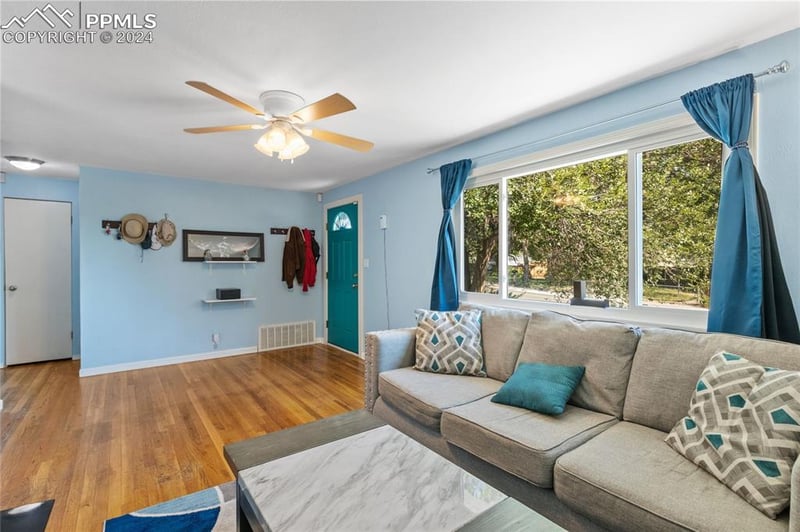 2017 Salt Dr, Colorado Springs, CO 80910