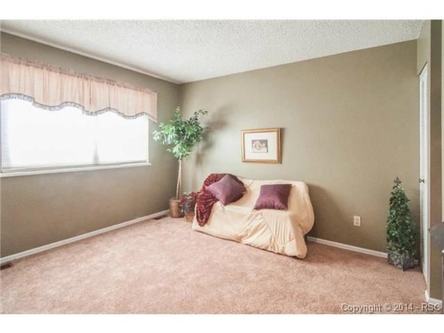 2018 Erin Loop, Colorado Springs, CO 80918