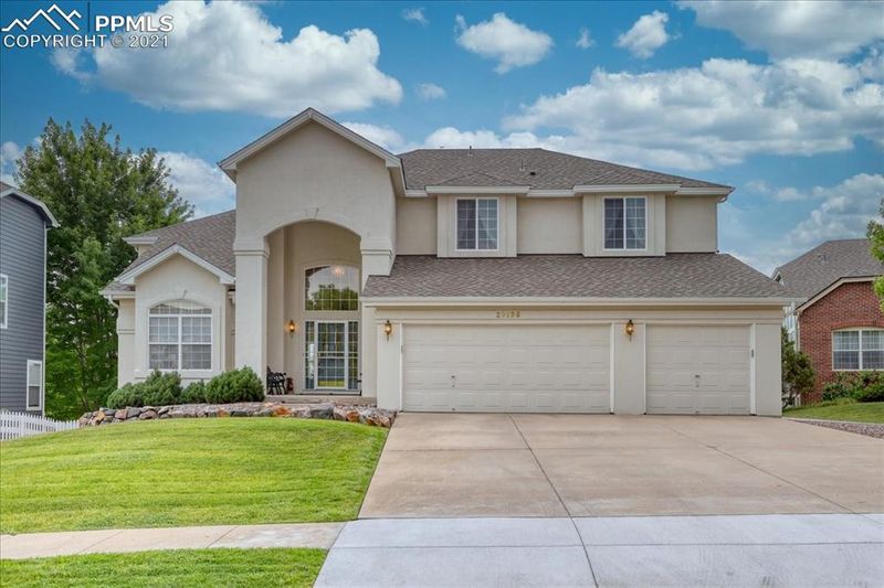20196 E Lake Cir, Centennial, CO 80016