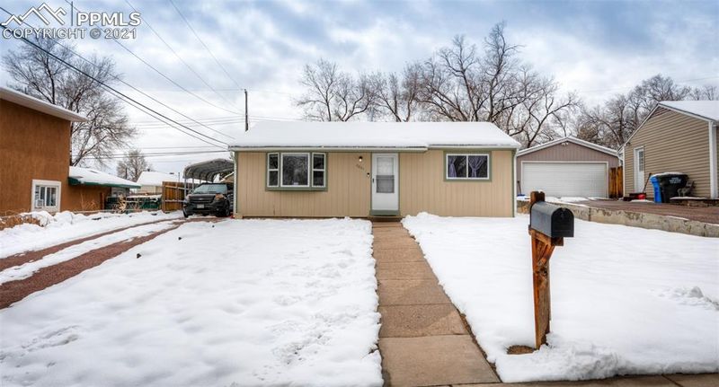 2021 Salt Dr, Colorado Springs, CO 80910
