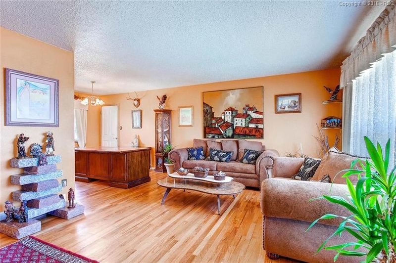 2026 Kodiak Dr, Colorado Springs, CO 80910