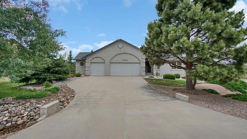 20270 Doewood Dr, Monument, CO 80132