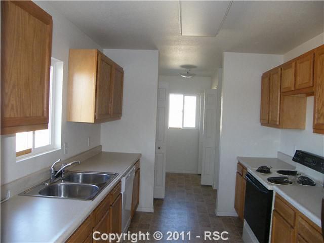 2030 Cicada Dr, Pueblo, CO 81001
