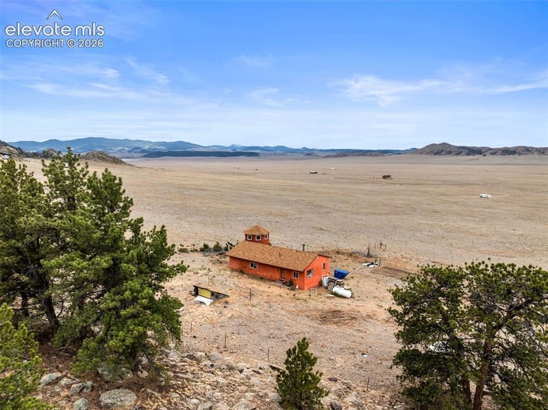 2030 Puma Hills Dr, Lake George, CO 80827