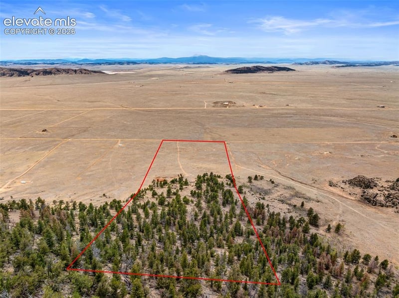 2030 Puma Hills Dr, Lake George, CO 80827