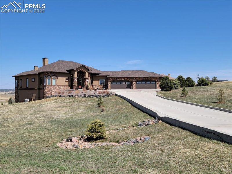 20335 Glasbury Rd, Monument, CO 80132