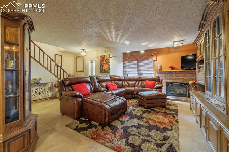 2035 Sussex Ln, Colorado Springs, CO 80909