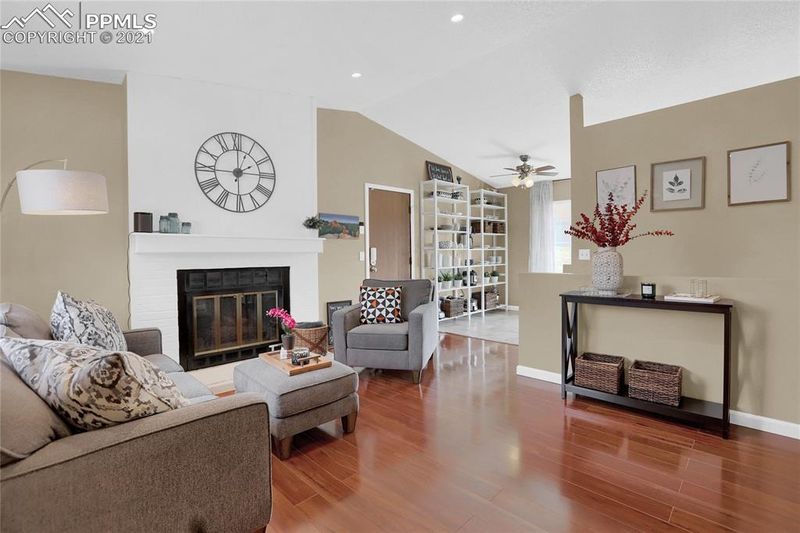 2035 N Whitehorn Dr, Colorado Springs, CO 80920