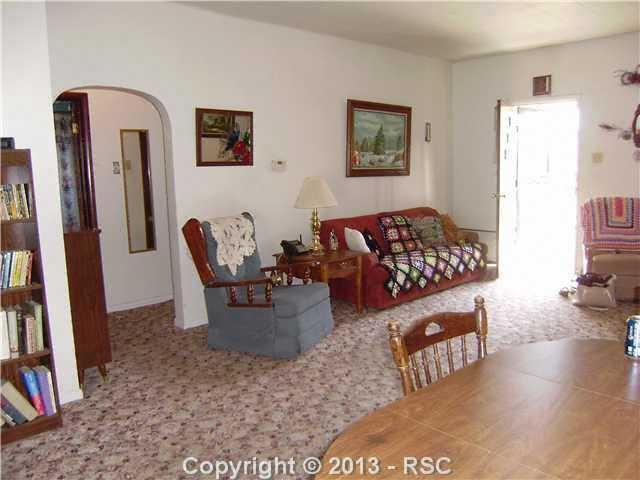 2037 E 9th St, Pueblo, CO 81001