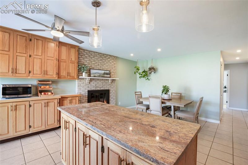2038 Lander Cir, Colorado Springs, CO 80909