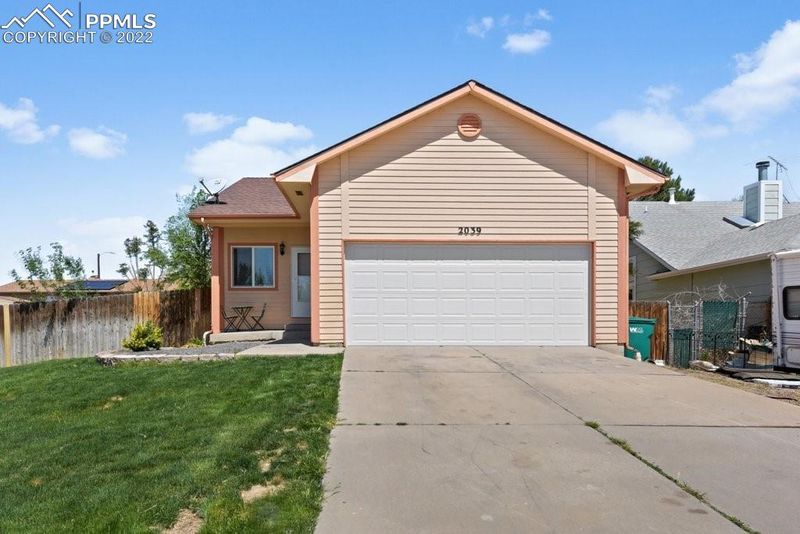 2039 Carlee Dr, Pueblo, CO 81005