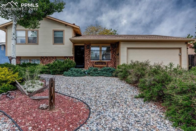 2039 Lander Cir, Colorado Springs, CO 80909