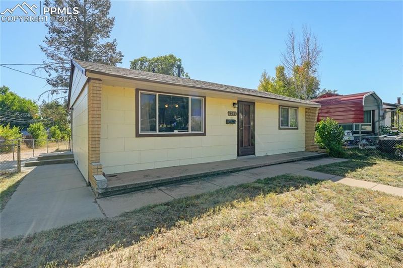2039 Tahoe Blvd, Colorado Springs, CO 80910