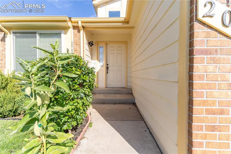 2040 S Fairplay St, Aurora, CO 80014