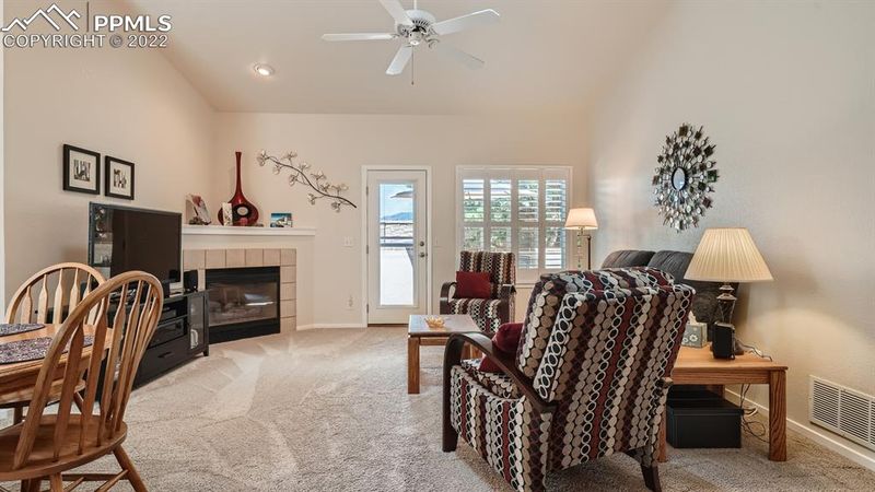 2040 Summerset Dr, Colorado Springs, CO 80920