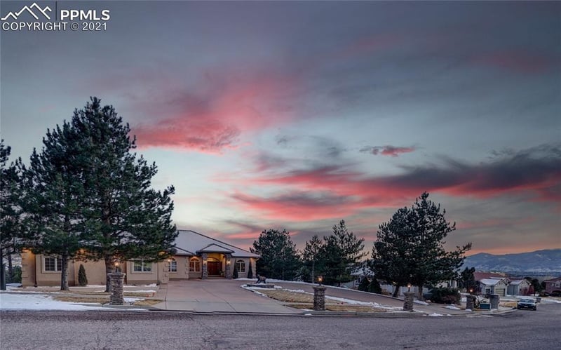 2045 Mulligan Dr, Colorado Springs, CO 80920