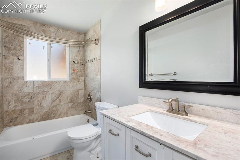 2046 Del Mar Dr, Colorado Springs, CO 80910