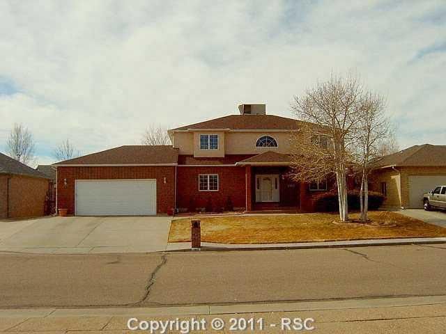 205 Alhambra Dr, Pueblo, CO 81005