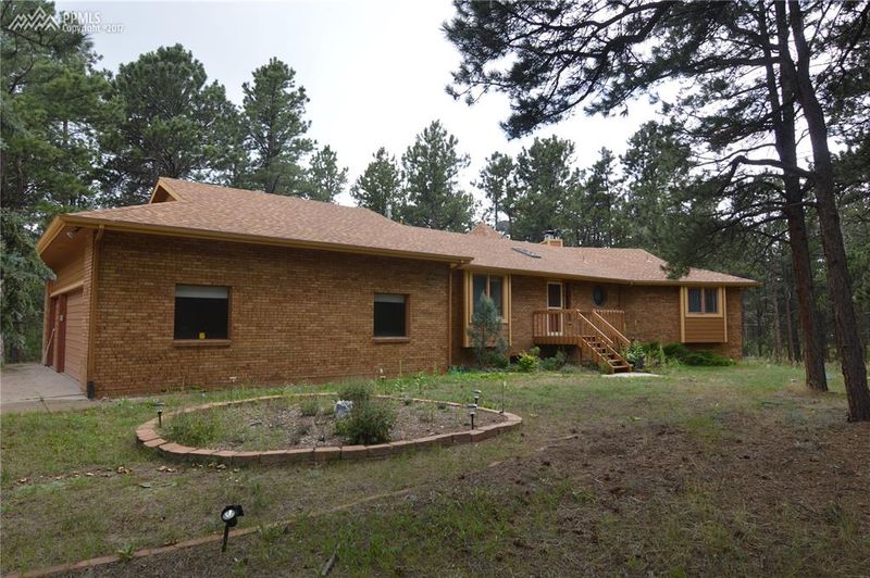 205 Pontiac Loop, Monument, CO 80132