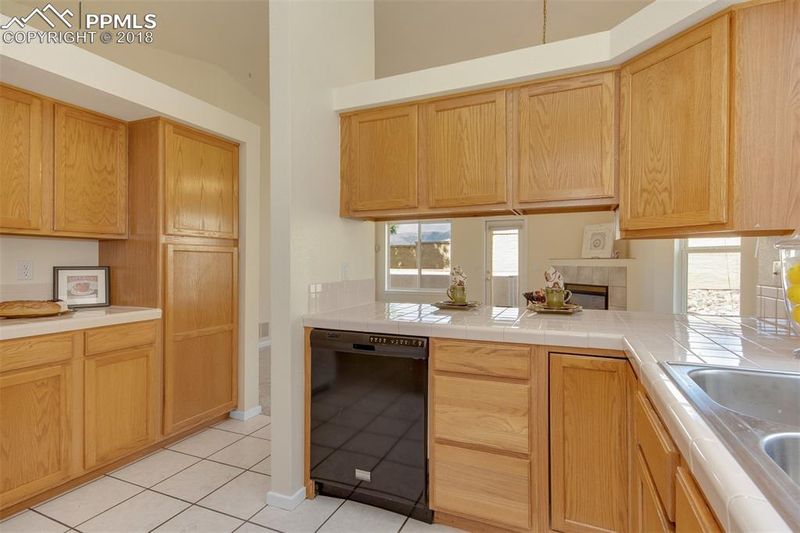 2052 Summerset Dr, Colorado Springs, CO 80920