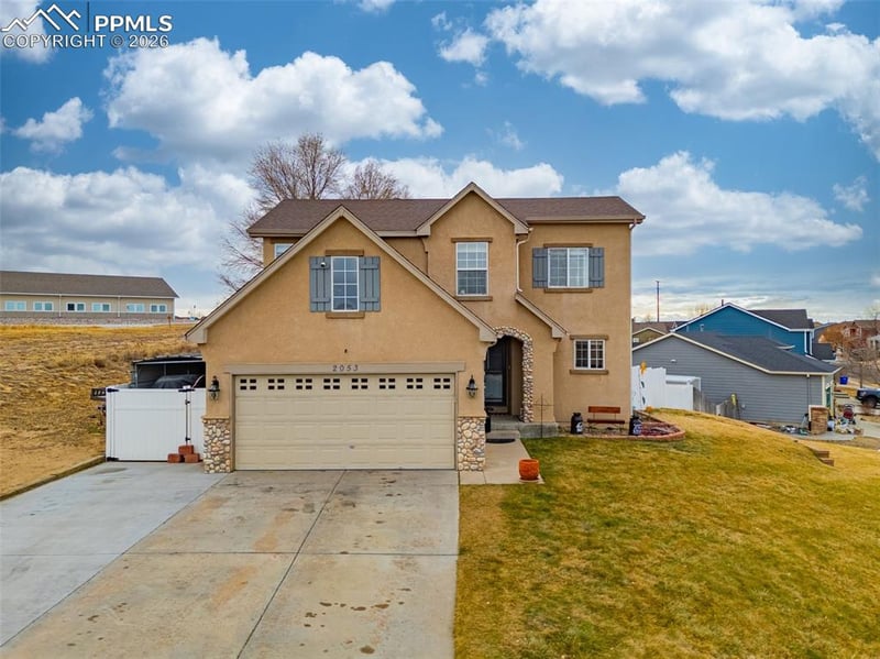 2053 Meadowbrook Pw, Colorado Springs, CO 80951 | MLS# 1953697 | Great ...