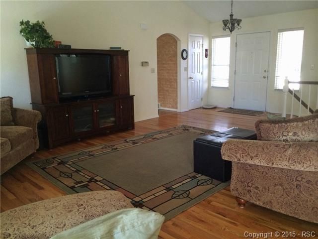 2055 Manning Way, Colorado Springs, CO 80919