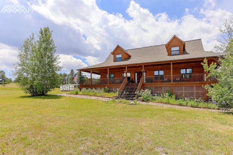 20572 Thunder Rd, Colorado Springs, CO 80908