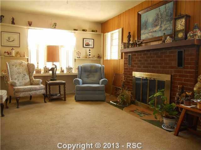 206 Cheyenne Blvd, Colorado Springs, CO 80905
