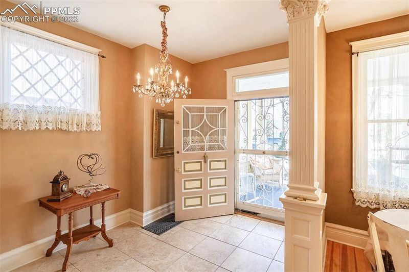 206 W Orman Ave, Pueblo, CO 81004