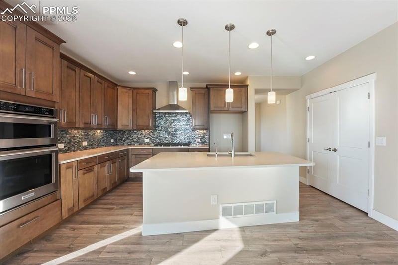 2061 Ruffino Dr, Colorado Springs, CO 80921