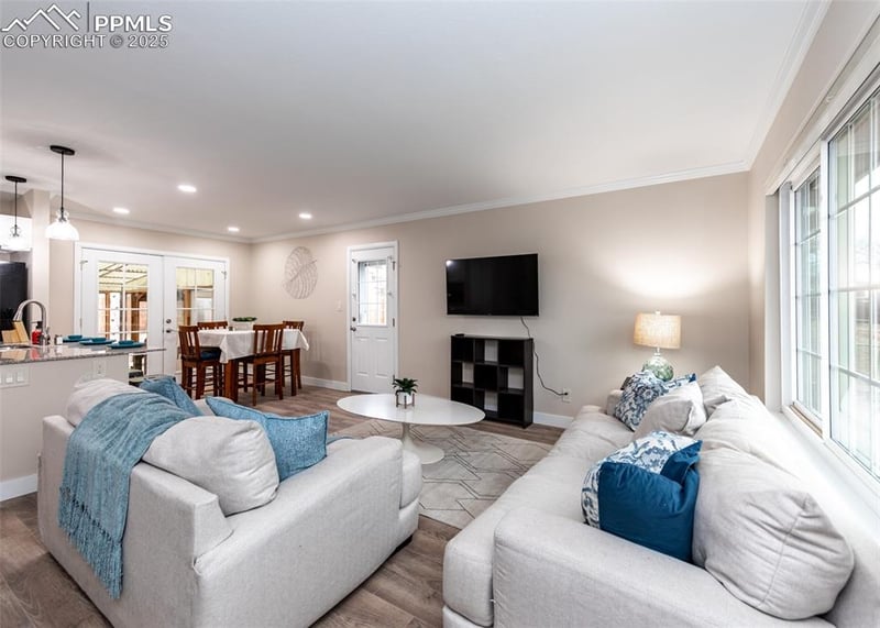 2068 Fernwood Dr, Colorado Springs, CO 80910