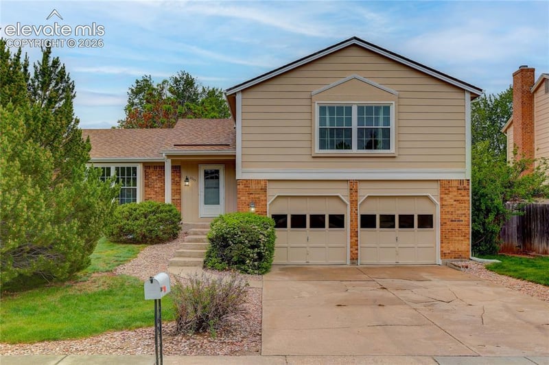 2075 Danny Dr, Colorado Springs, CO 80918