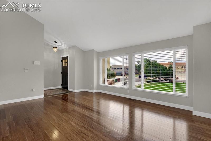 208 W Cheyenne Mountain Blvd, Colorado Springs, CO 80906