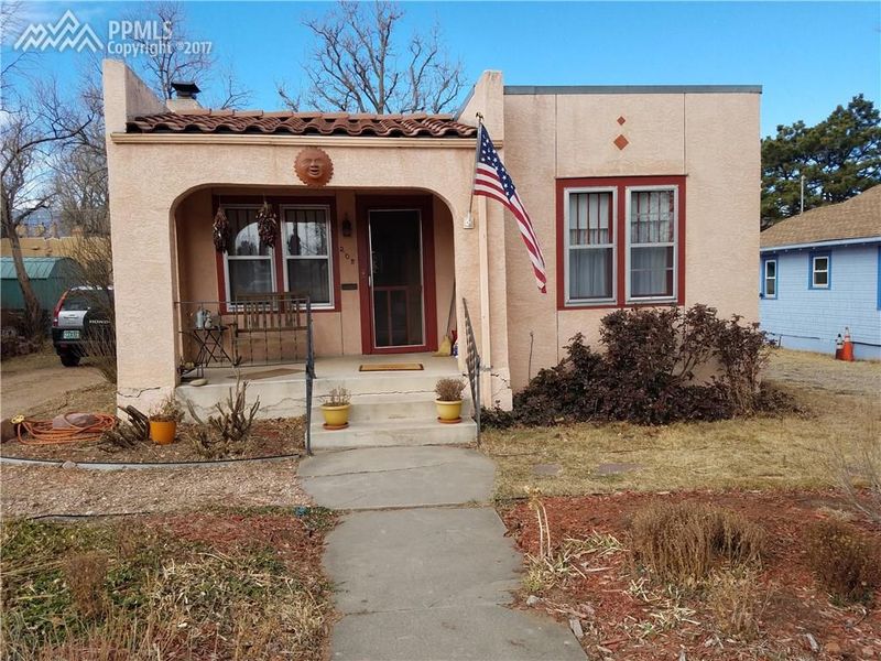 208 N Hancock Ave, Colorado Springs, CO 80903